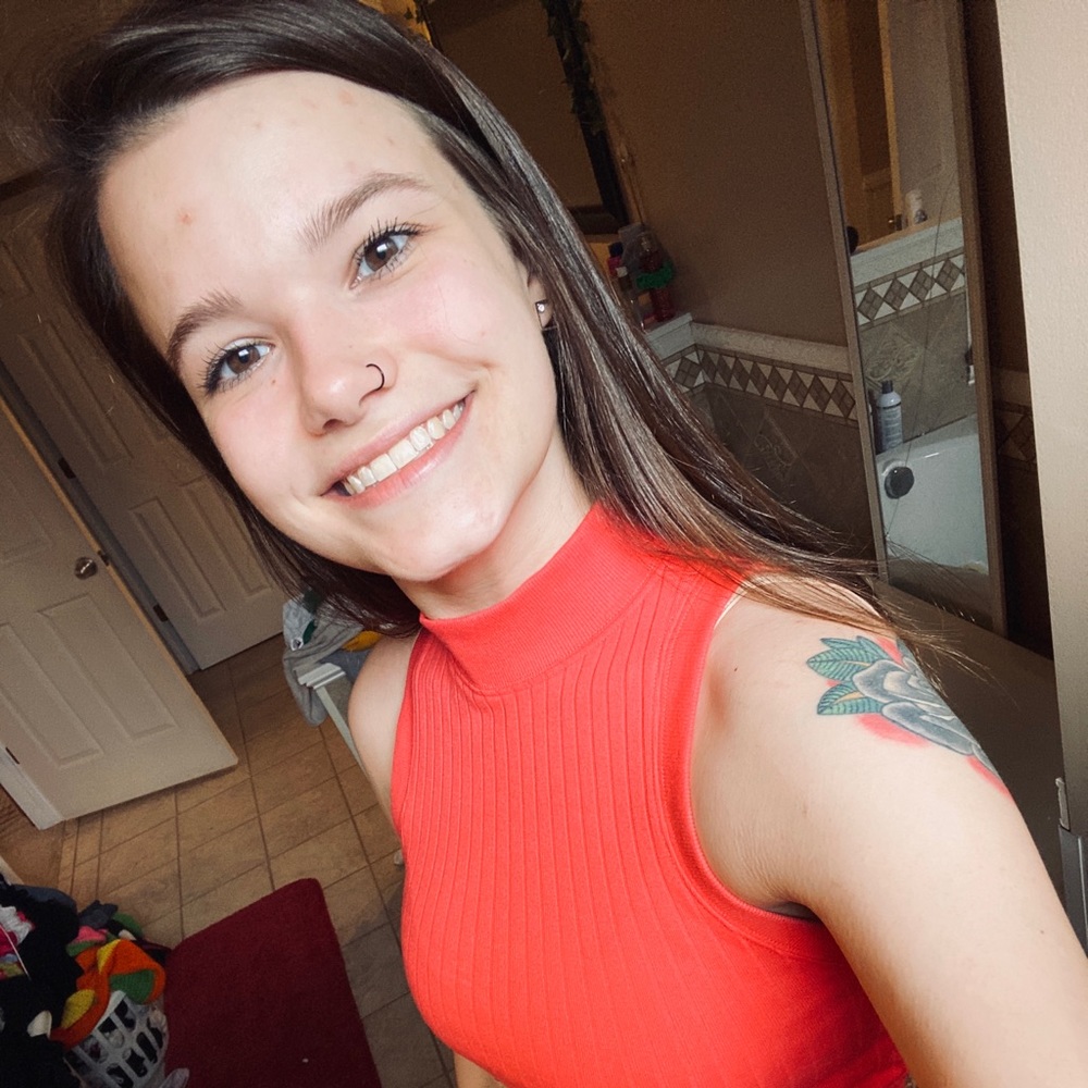 Meet your Posher, Jade